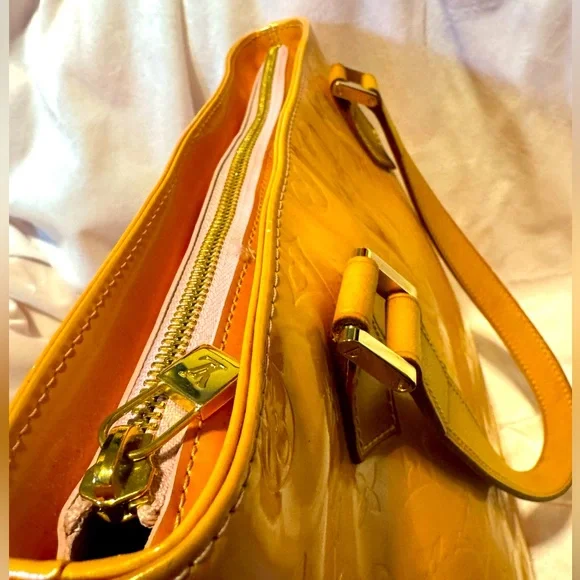 Louis Vuitton Authentic Vernis Houston Tote 1999Limited Edition Yellow &Pink COA - Picture 8 of 15